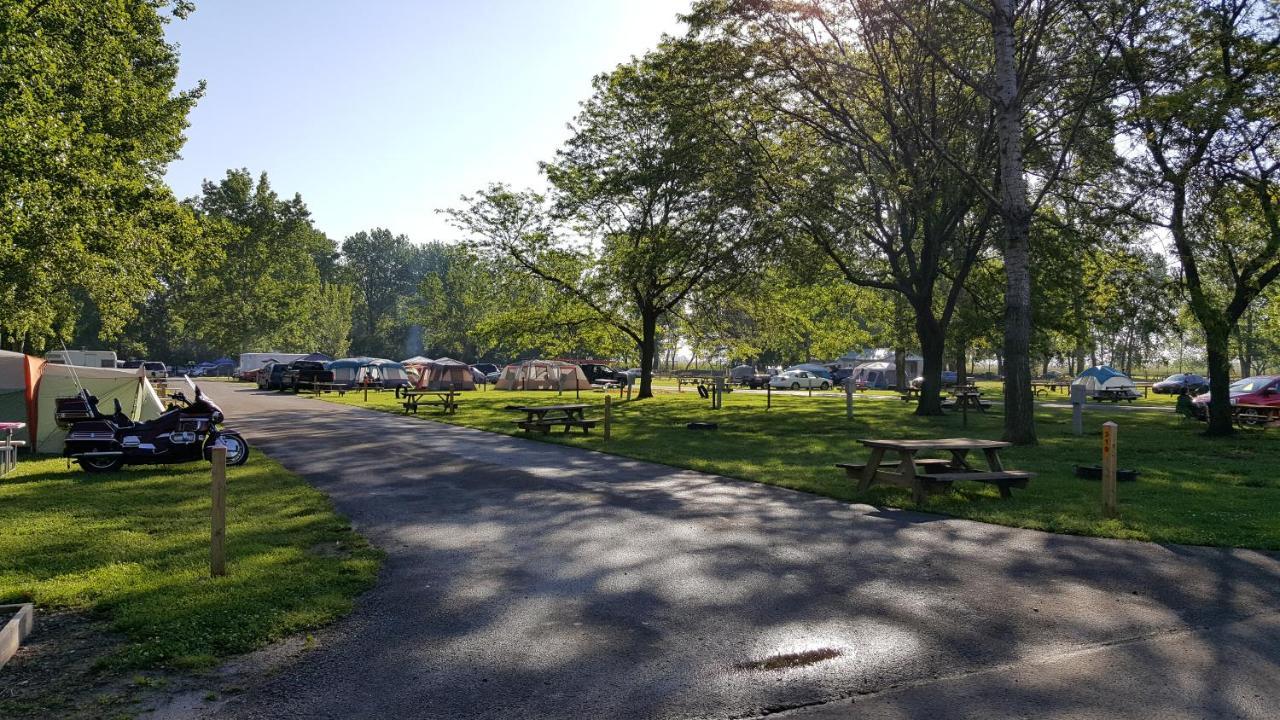 Sandusky Koa Holiday Campground Hotel ภายนอก รูปภาพ